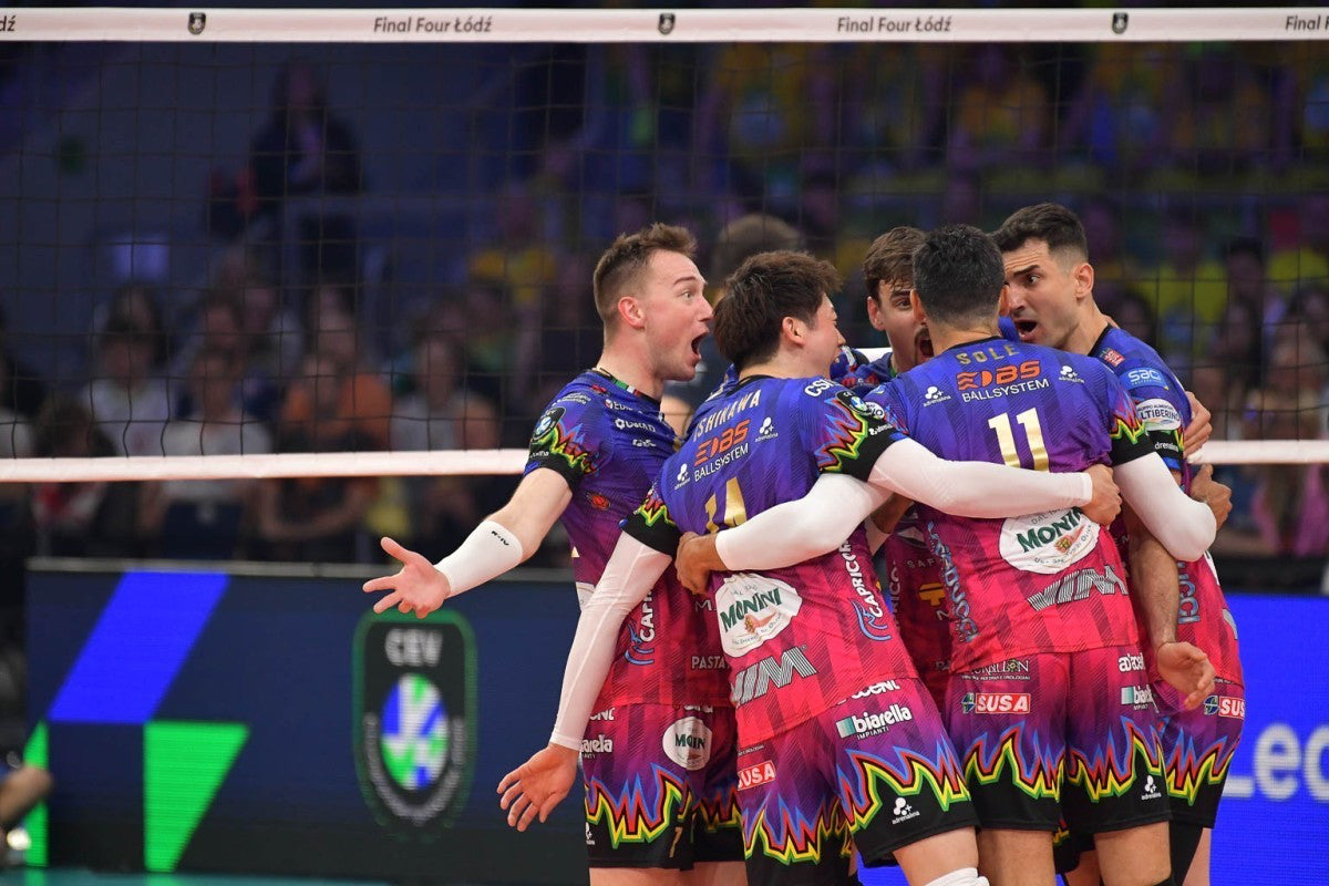 ＊未使用品＊　石川祐希　ペルージャ　ジャケット　Lサイズ 2025年最新】ペルージャ 石川祐希の人気アイテム - メルカリ